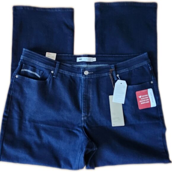 Levi's NWT Perfectly Shaping 512 Bootcut dark wash, 78% cotton jeans 24W - Picture 2 of 16